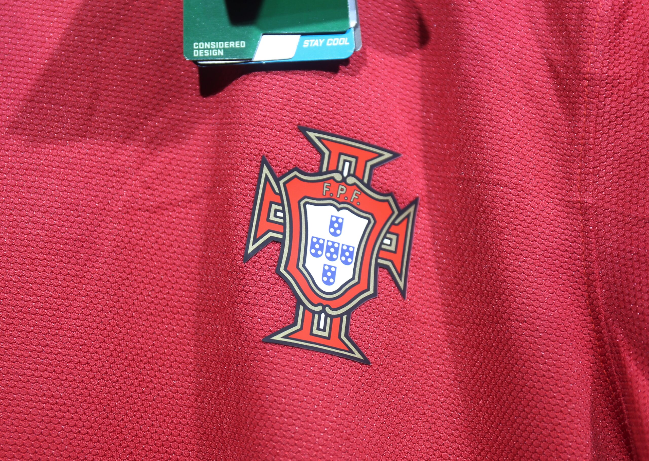 2012 Portugal Home Long Sleeve Player Retro Jersey - Image 4
