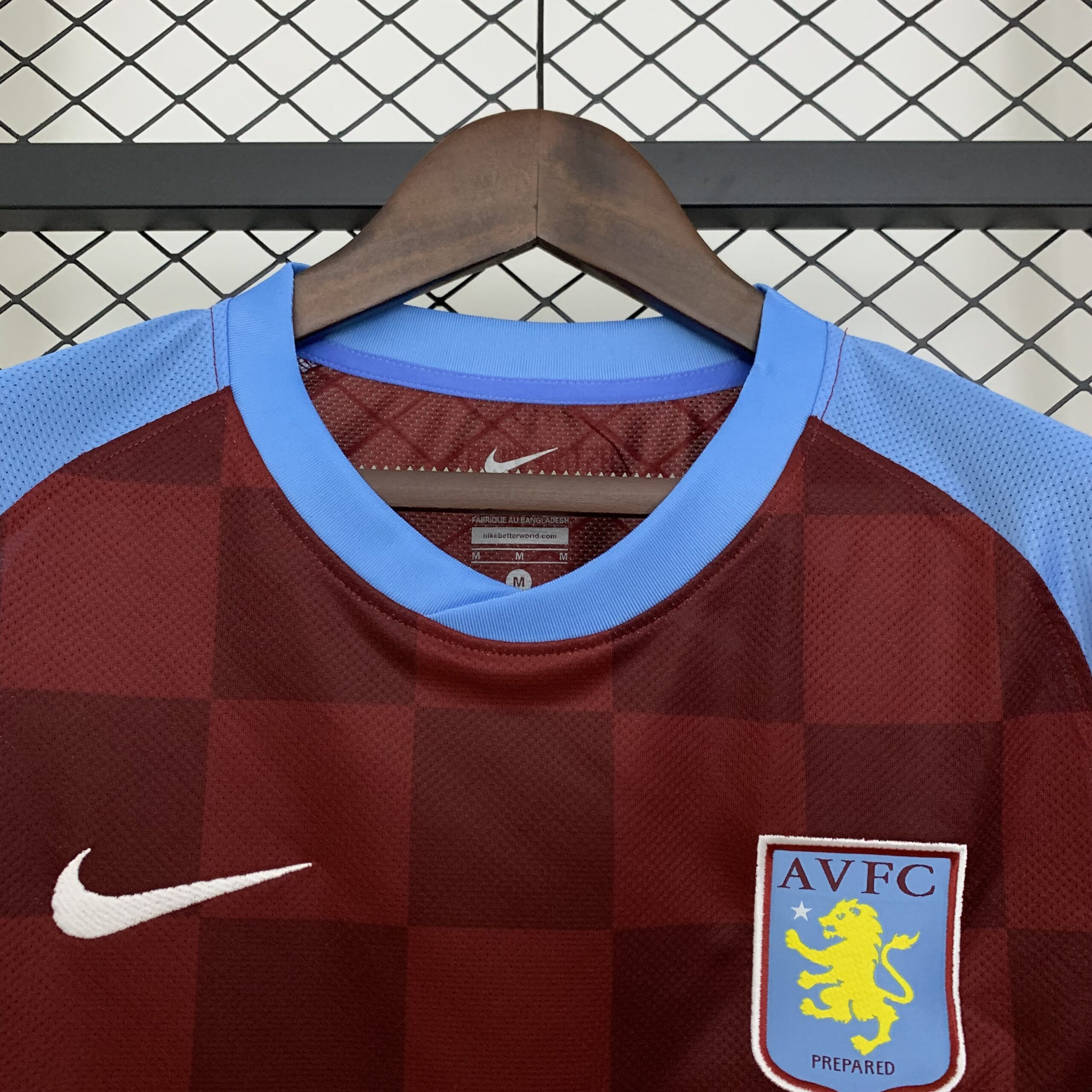 11-12 Aston Villa Home Retro Jersey - Image 2