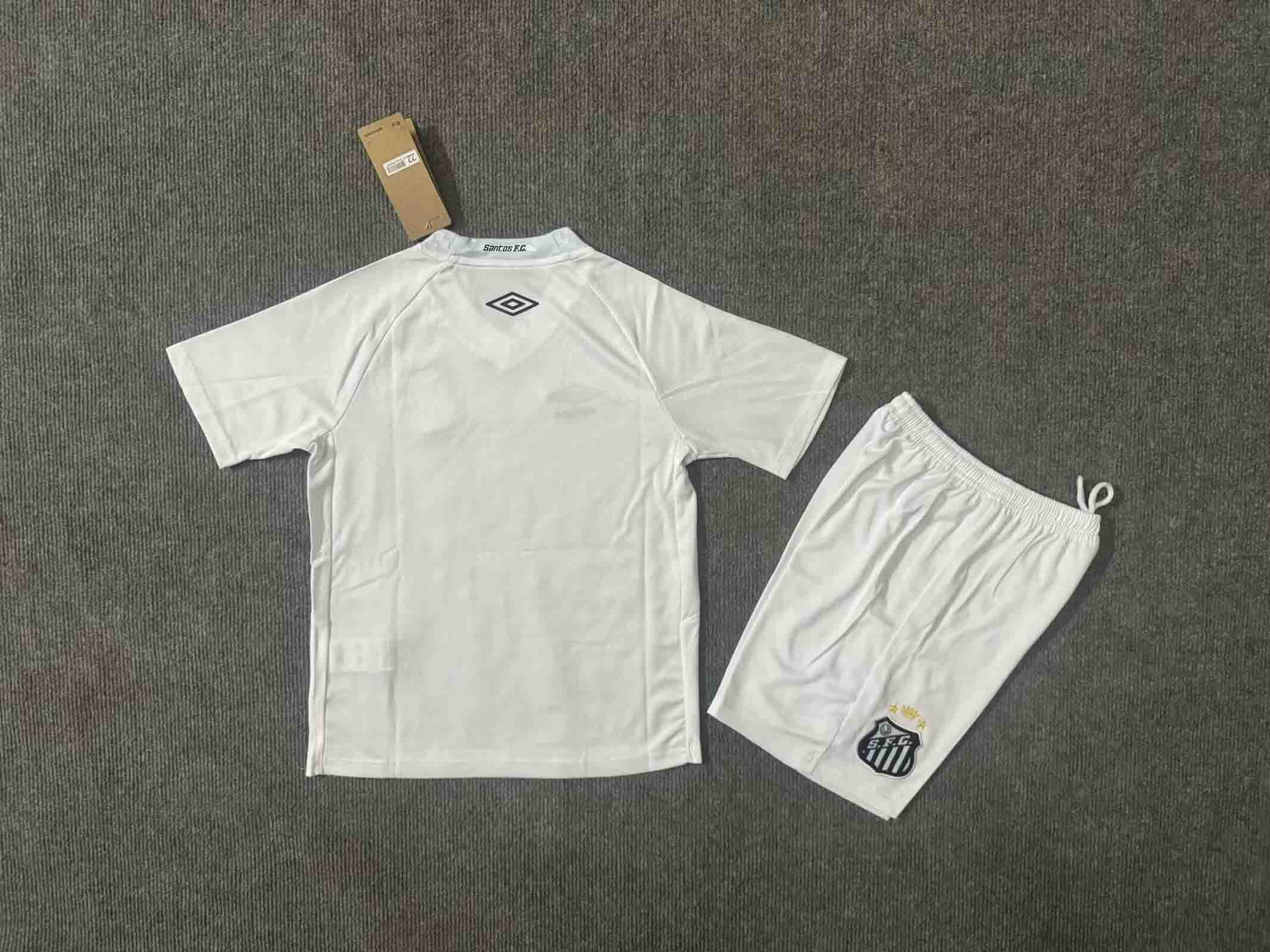 25-26 Santos Home Kids Kit - Image 2