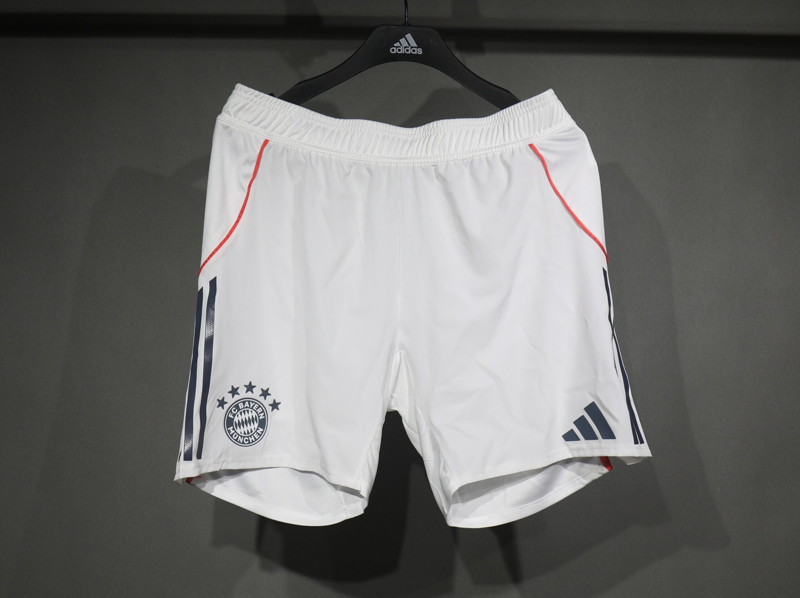 25-26 Bayern Away Player Shorts