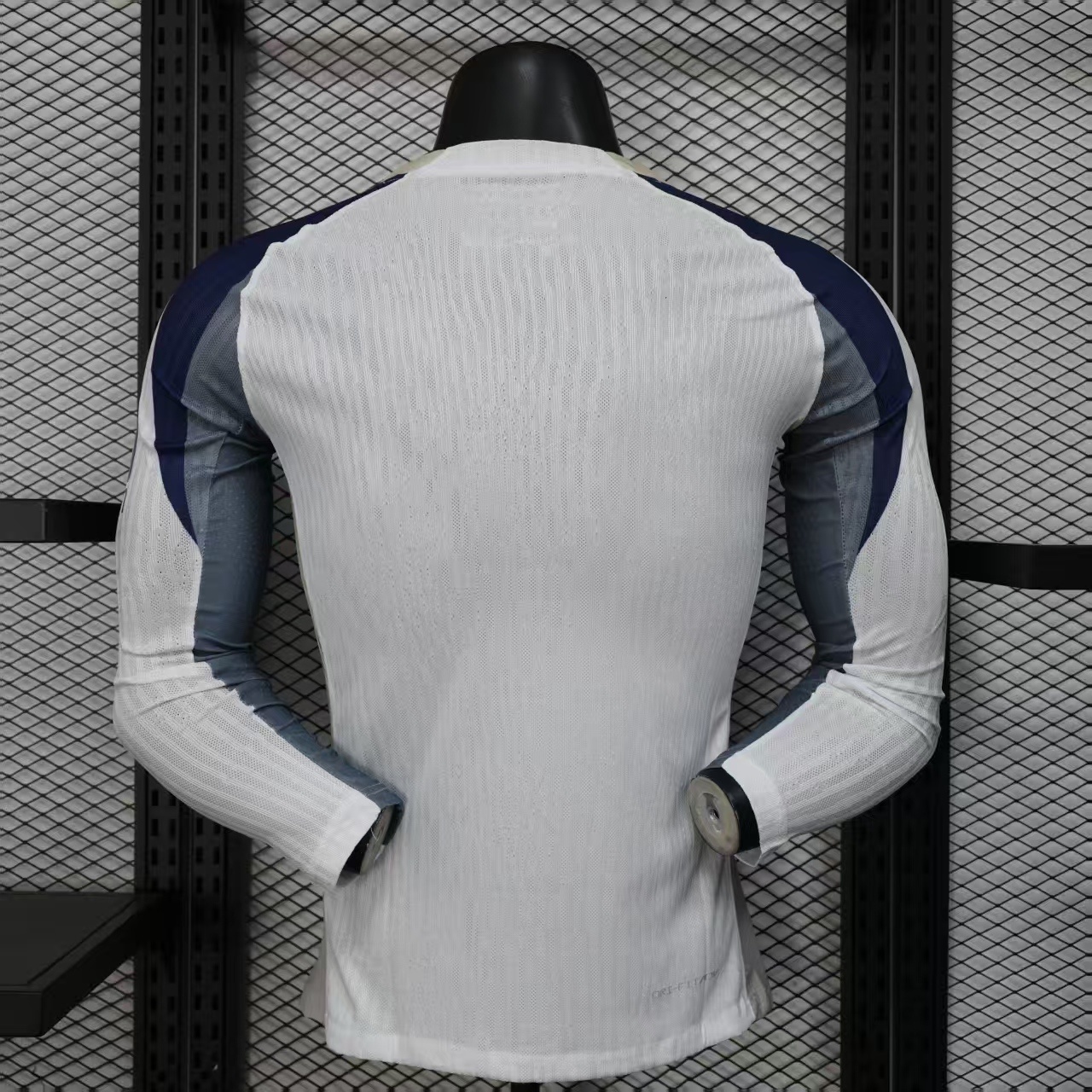 25-26 Tottenham Hotspur Home Player Long Sleeve Jersey - Image 6