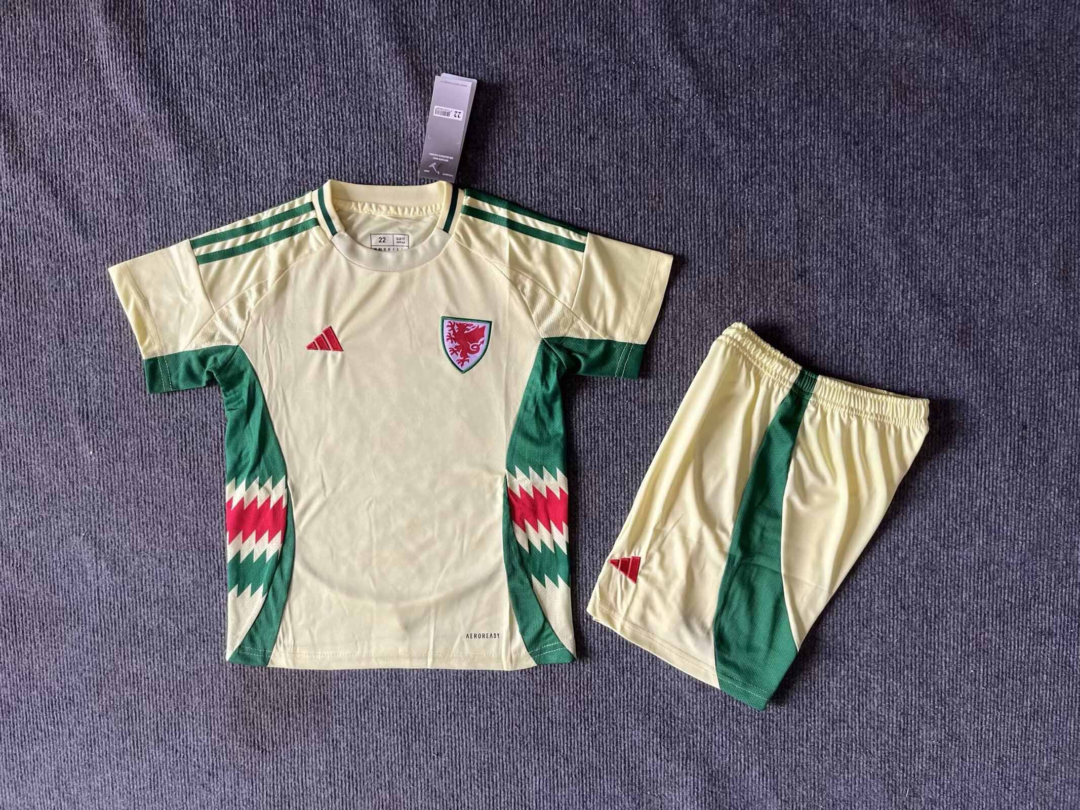 2026 Wales Away Kid Kit/2026 - Image 5