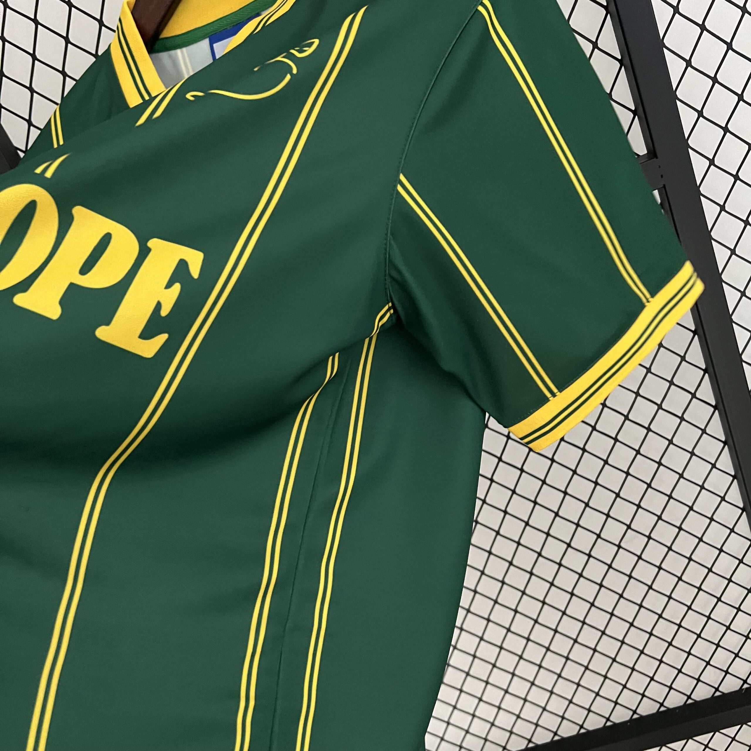 1984 Leicester City Away Retro Jersey - Image 6