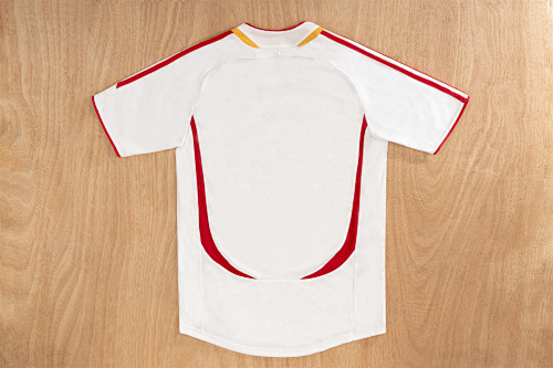 2006 Spain Away Retro Jersey - Image 4