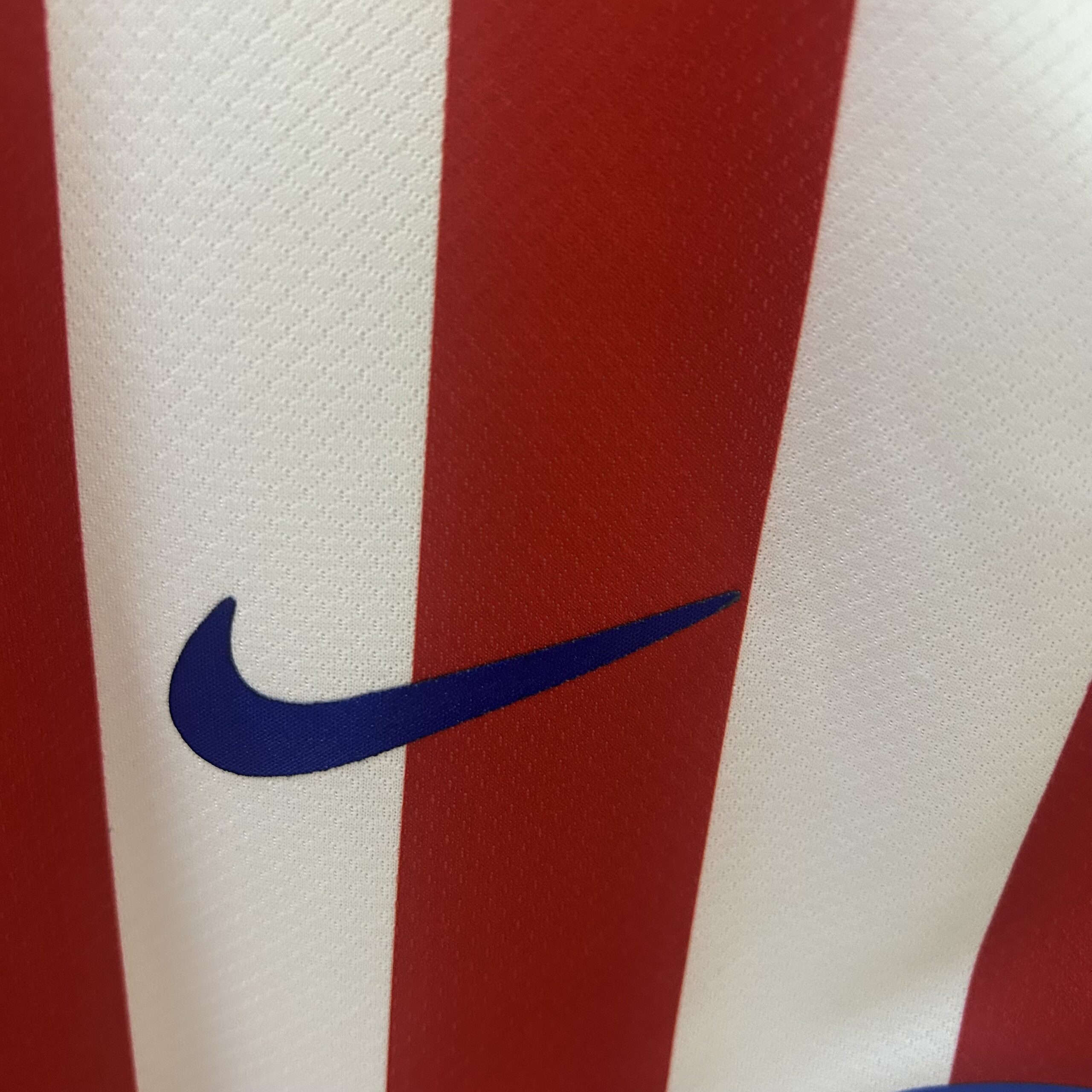 25-26 Atletico Madrid Home Fans Jersey - Image 4