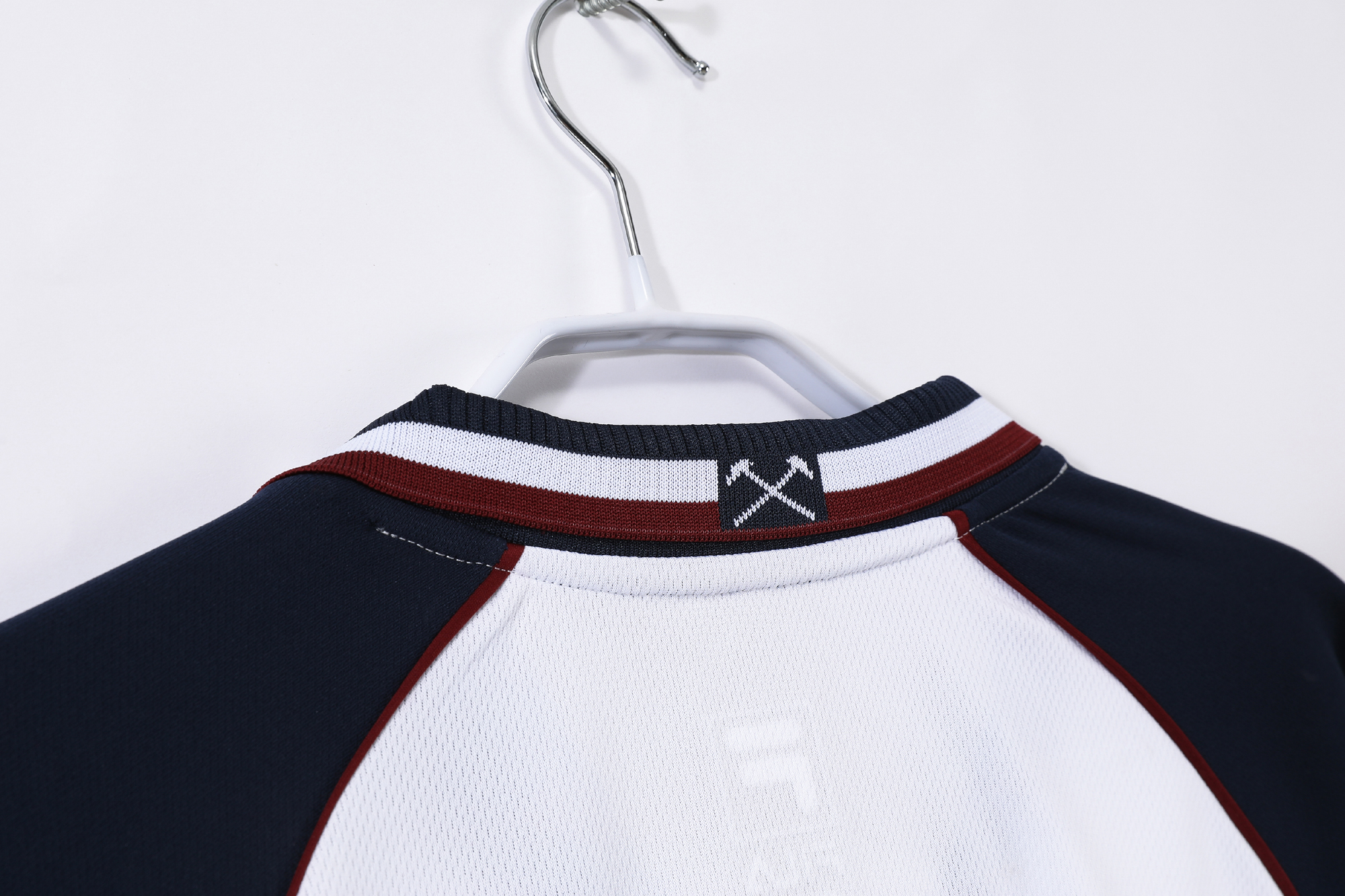 99-01 West Ham United Away Retro Jersey - Image 10