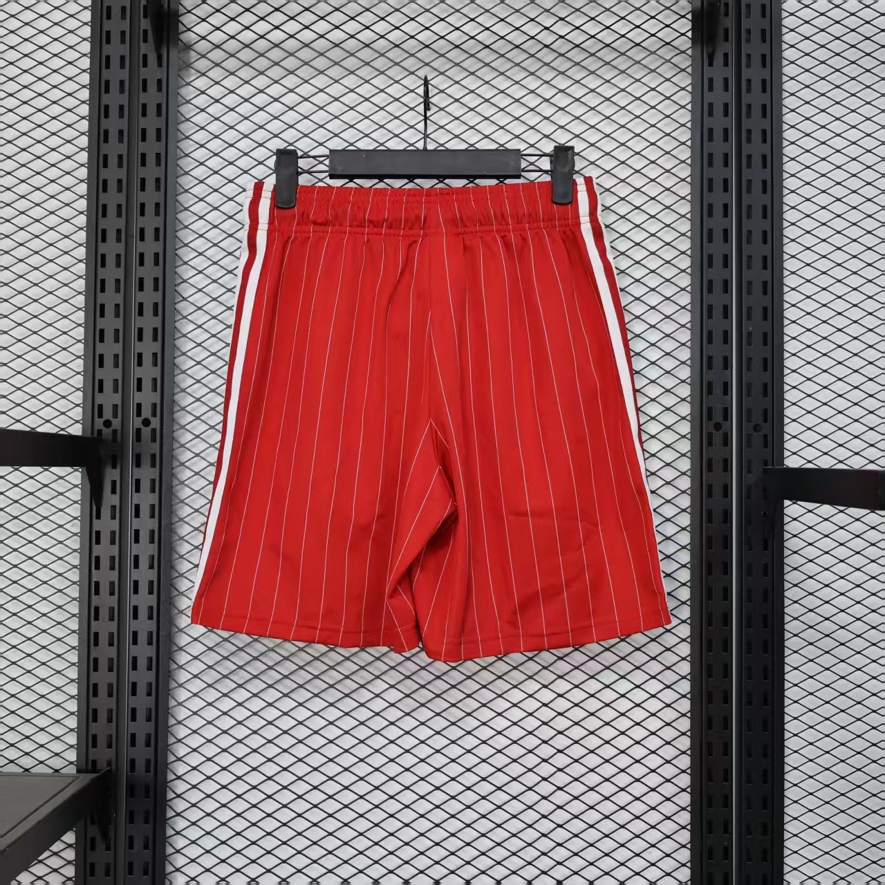 25-26 Manchester United Fashion Shorts - Image 2