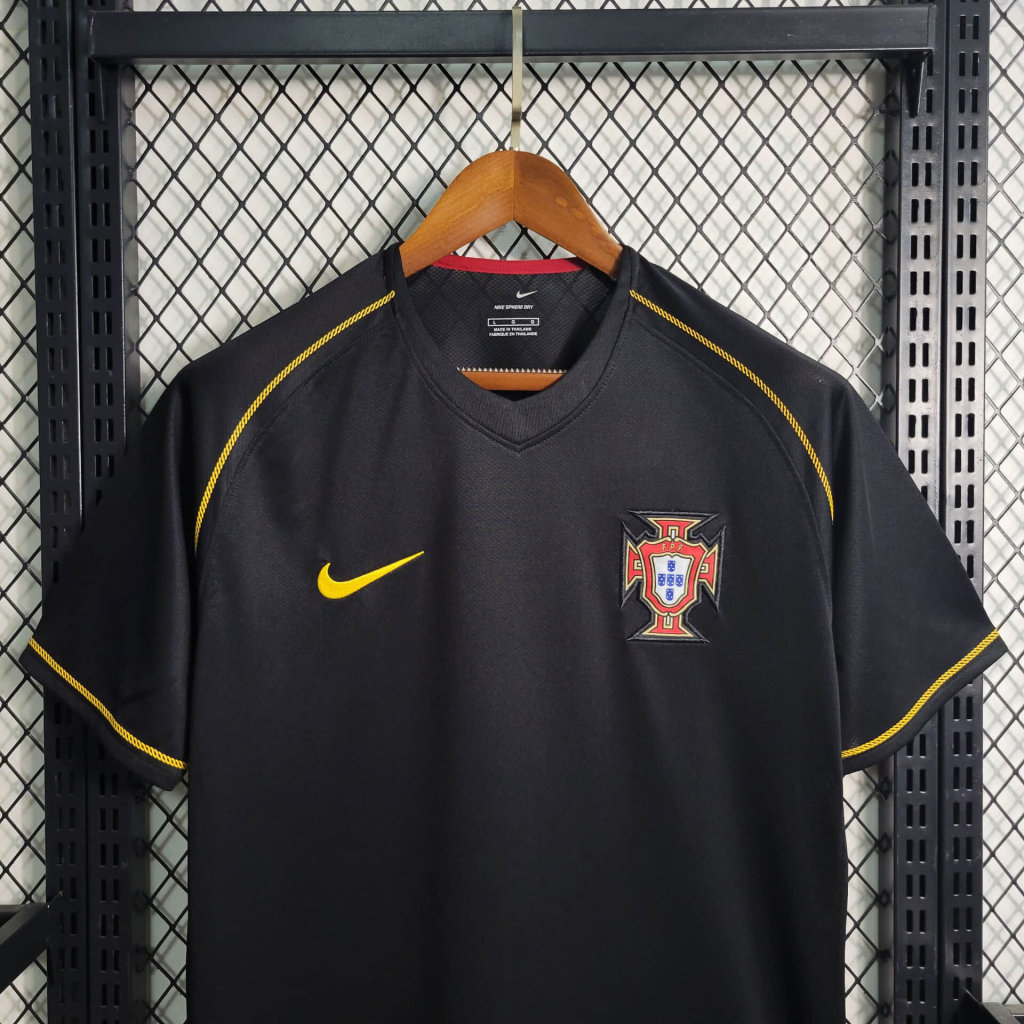 2006 Portugal Away Retro Jersey - Image 3