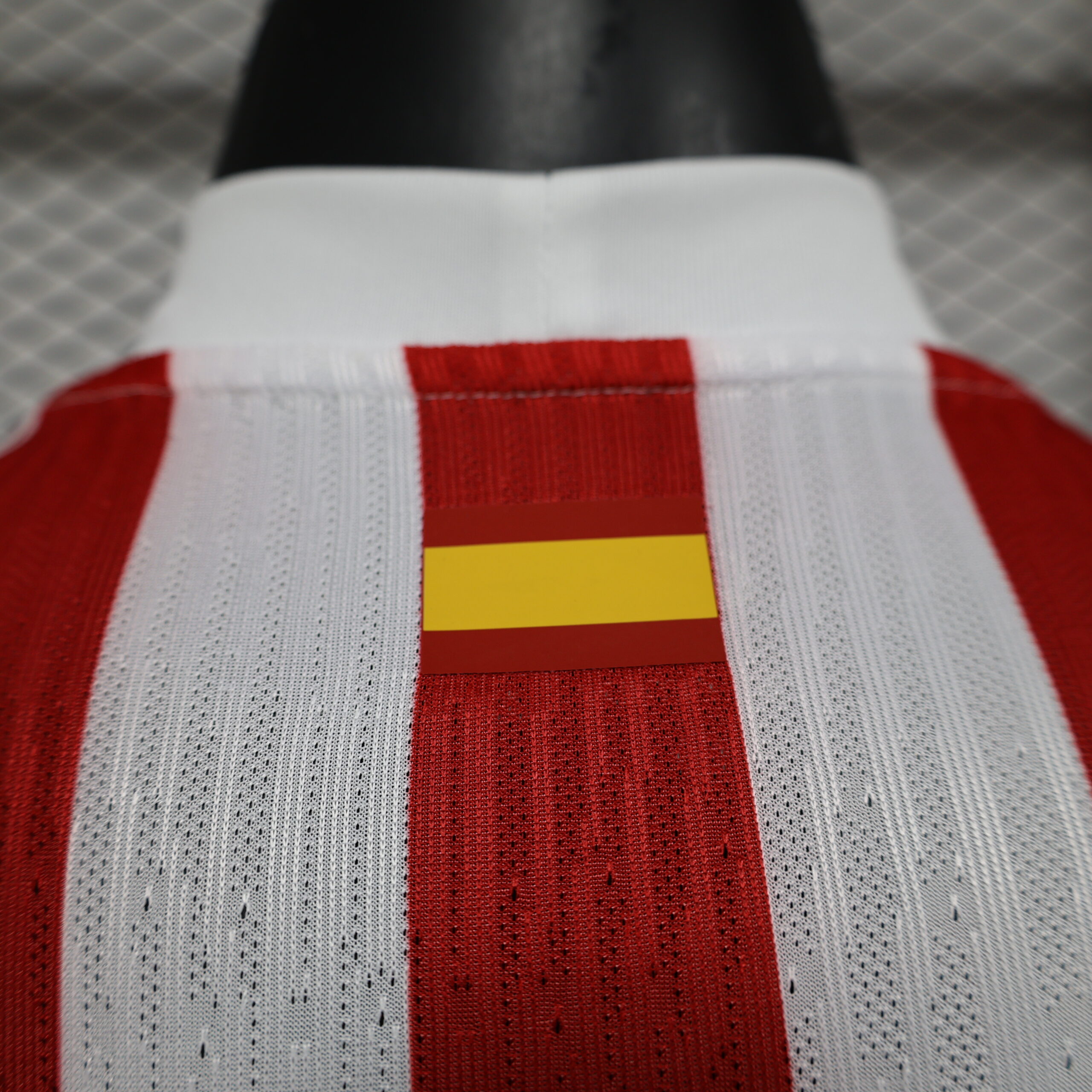 25-26 Atletico Madrid Home Player Jersey - Image 4