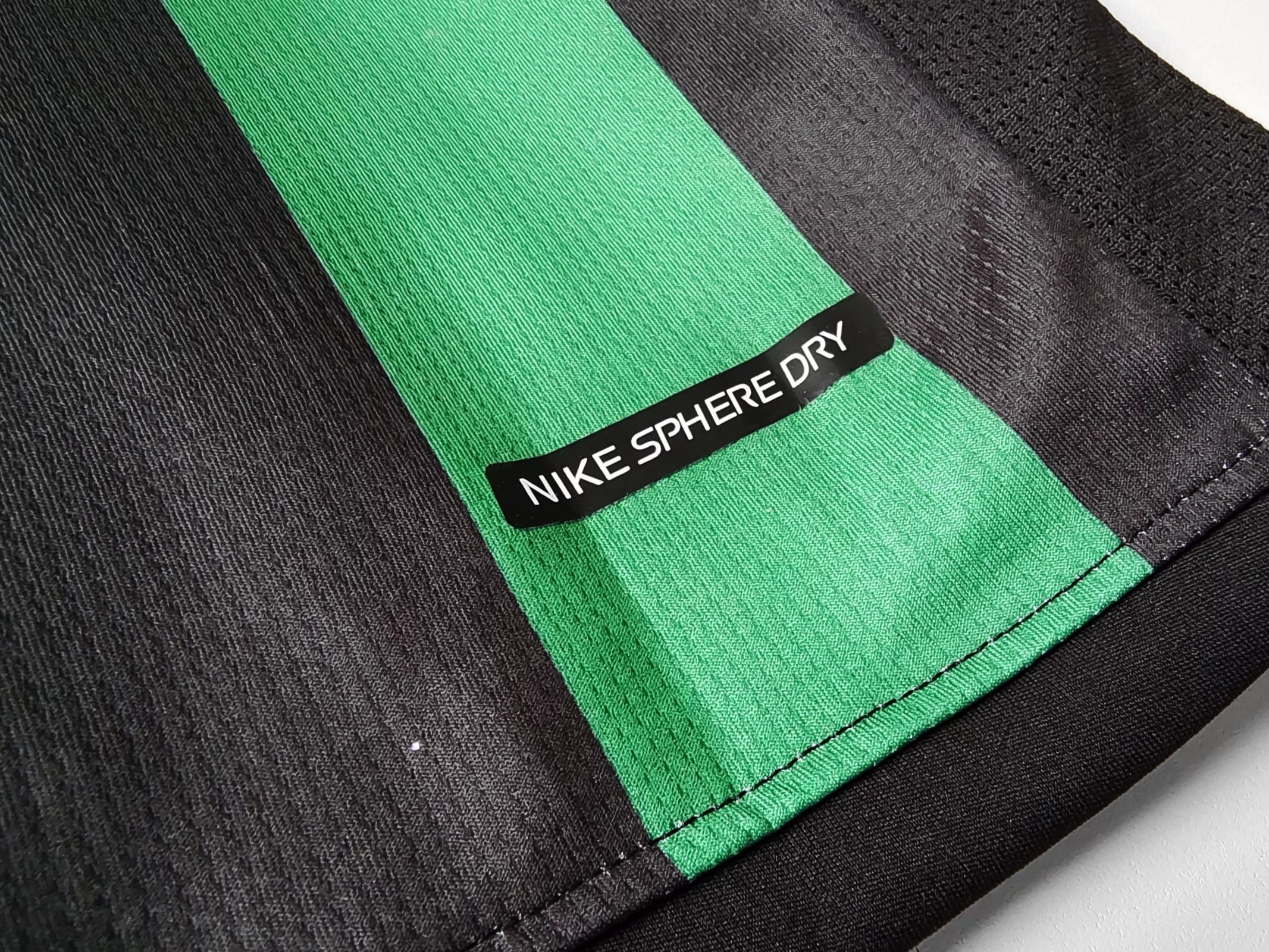 2006-07 Celtic Away Retro Jersey - Image 9