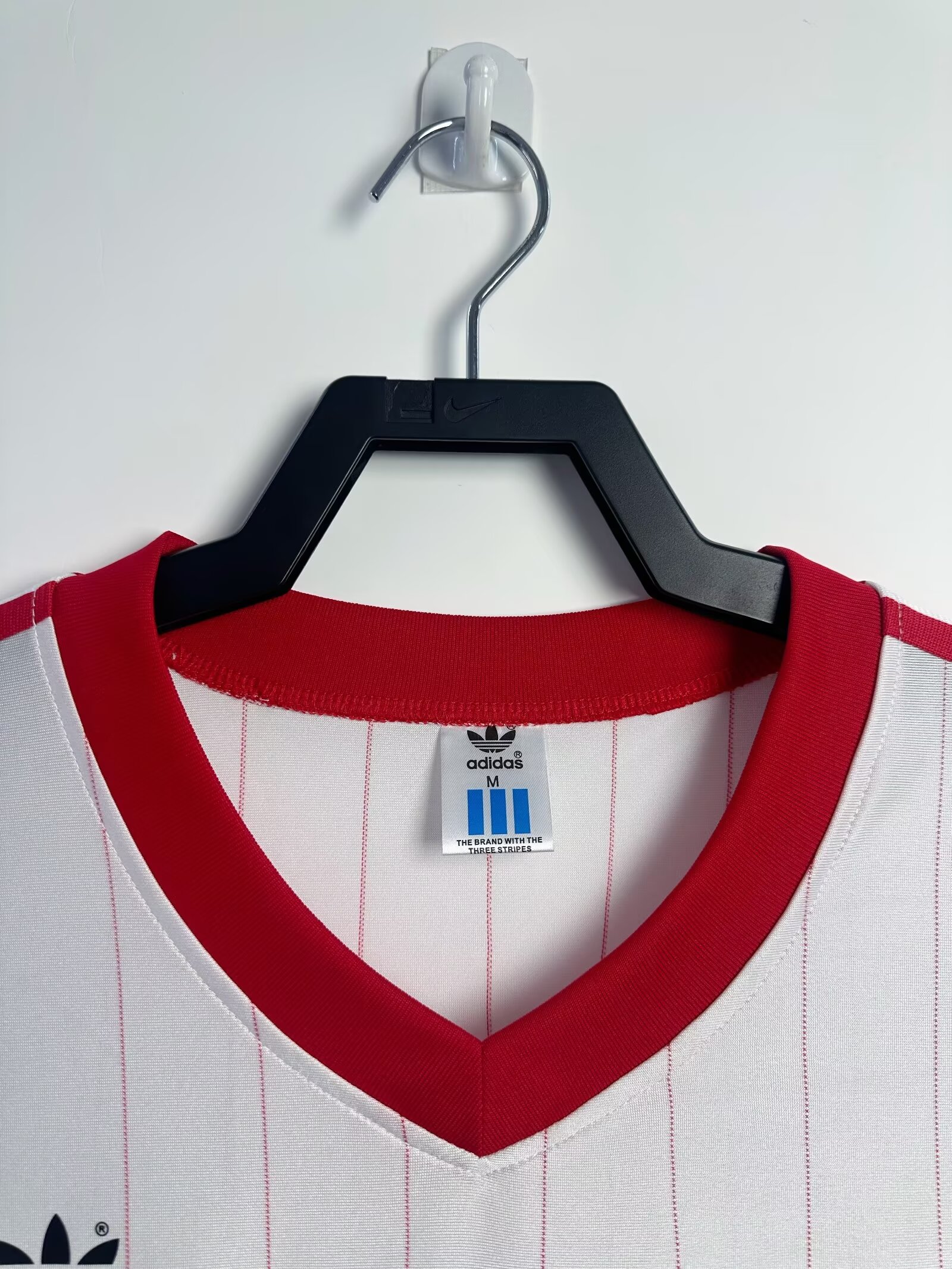 1982 Poland Home Retro Jersey - Image 3