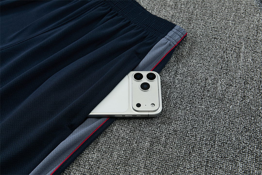 2026 England Short Sleeve Training Suit - Image 9