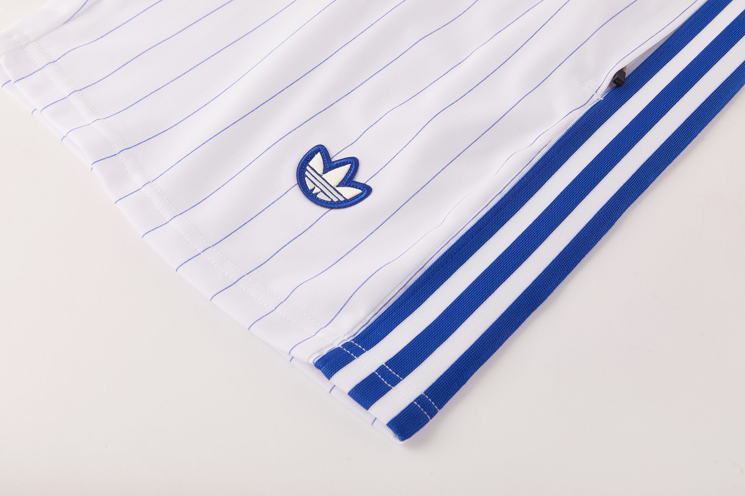 25-26 Chelsea Short Sleeve Training Suit - Image 12