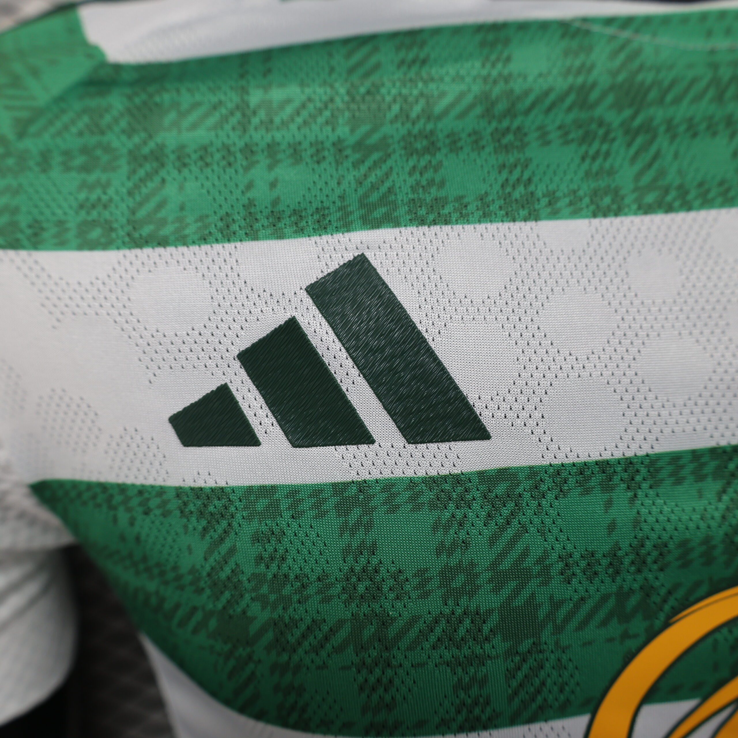 25-26 Celtic Home Player Jersey - Image 4