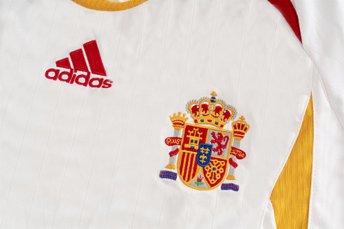 2006 Spain Away Retro Jersey - Image 6