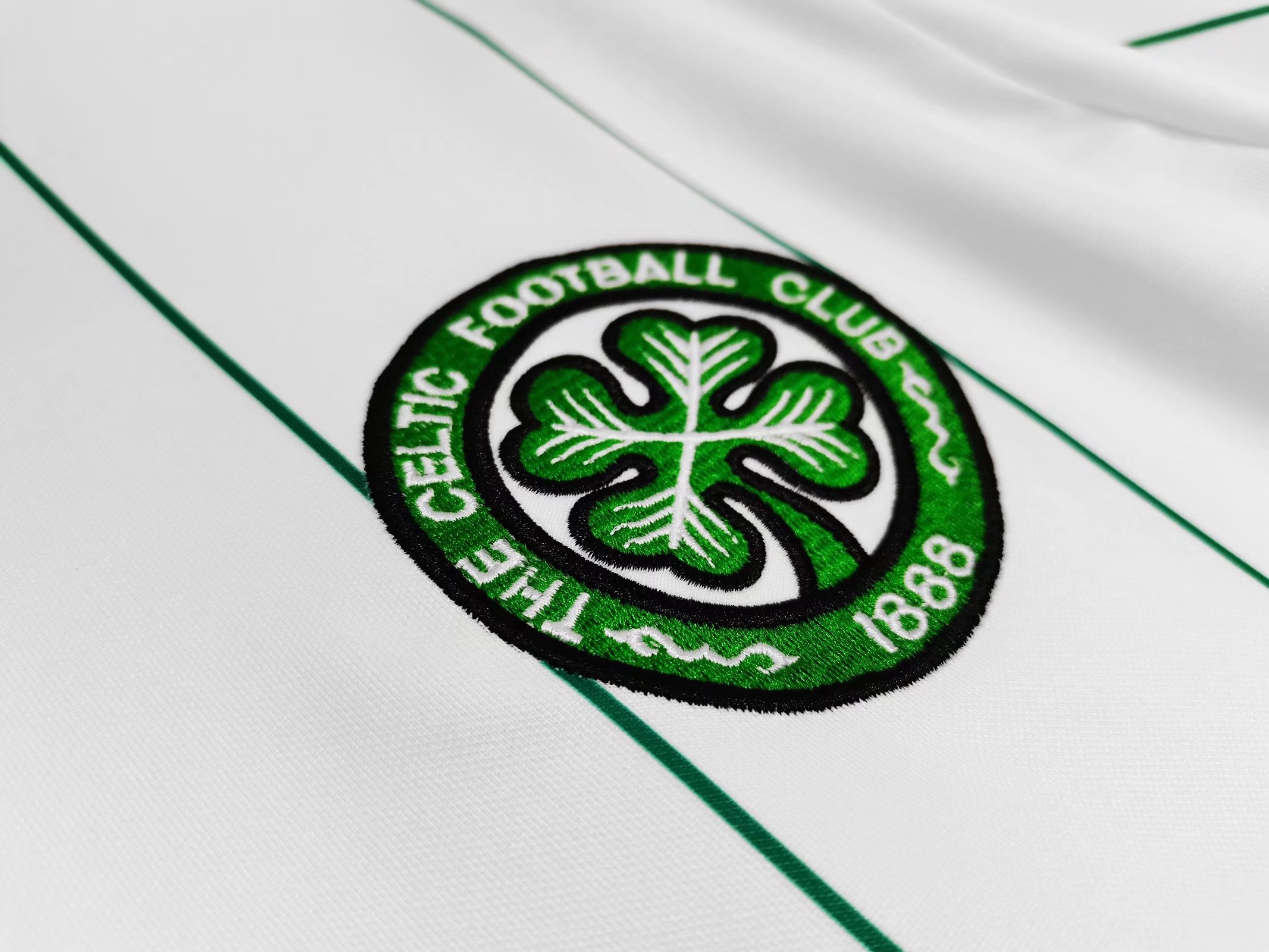 1984-86 Celtic Away Retro Jersey - Image 6