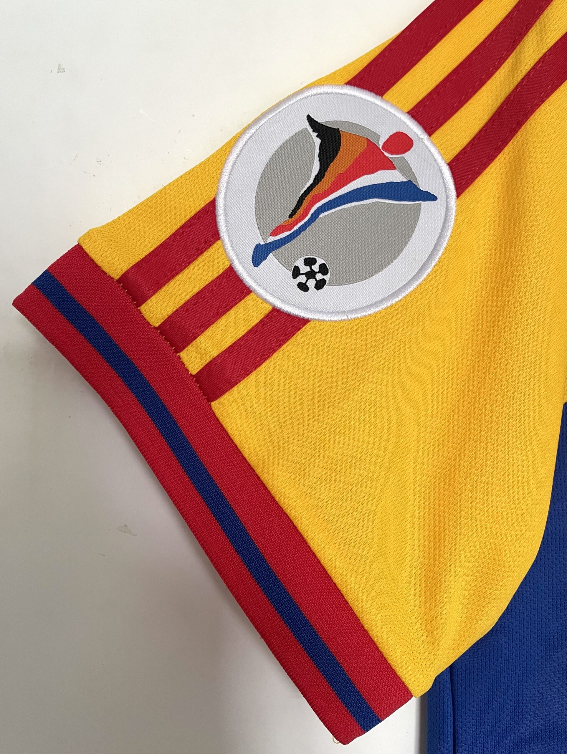2000 Romania Home Retro Jersey - Image 6