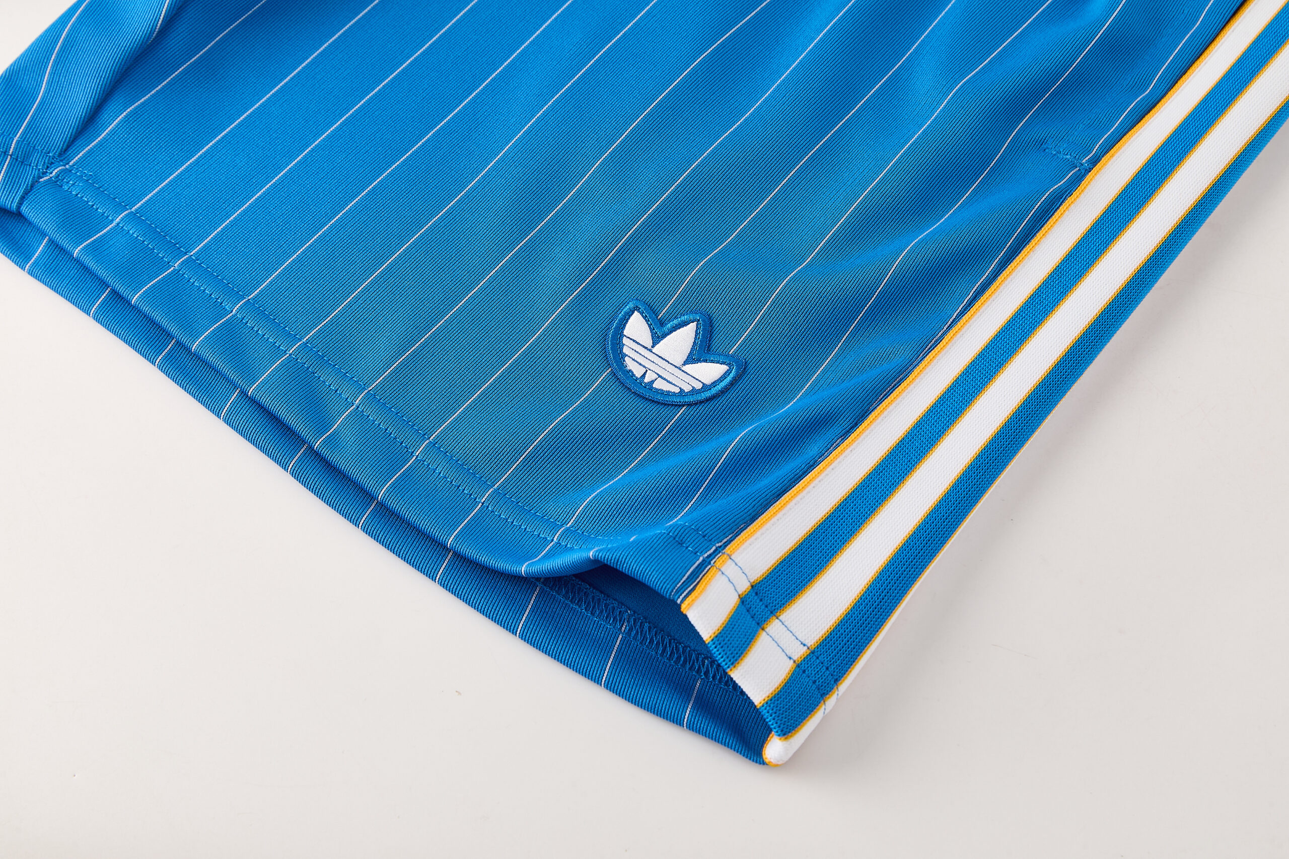 25-26 Real Madrid Short Sleeve Training Suit - Image 11