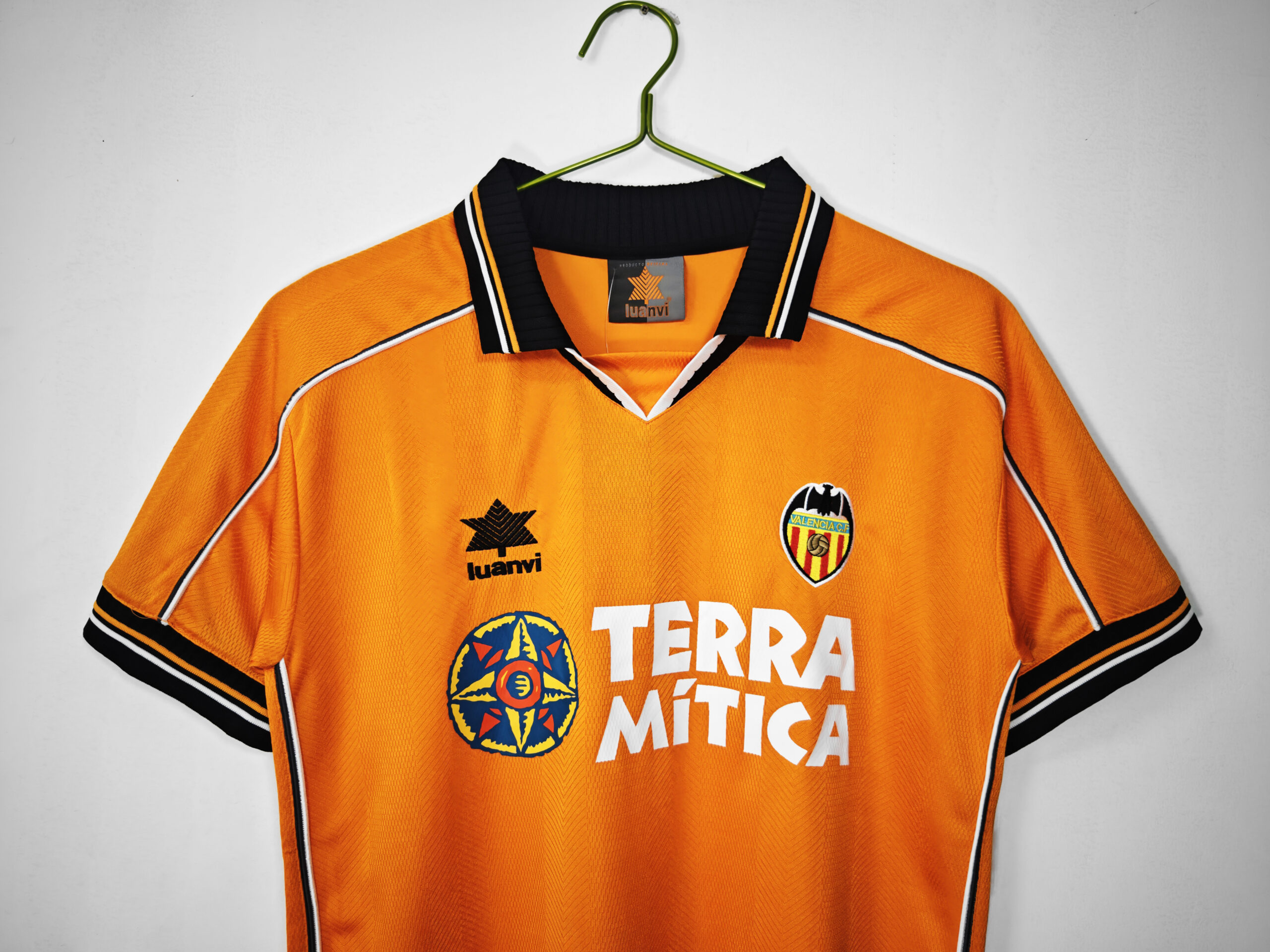 99-00 Valencia Away Retro Jersey - Image 2