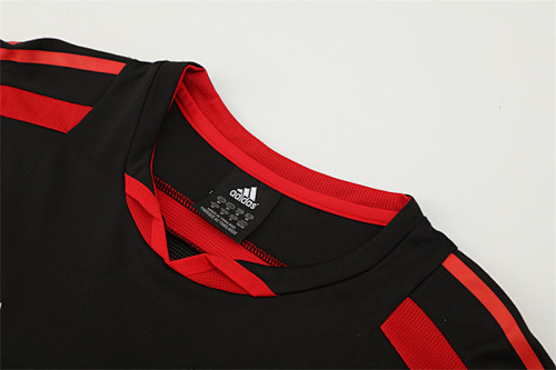 04-05 AC Milan Retro Jersey - Image 6