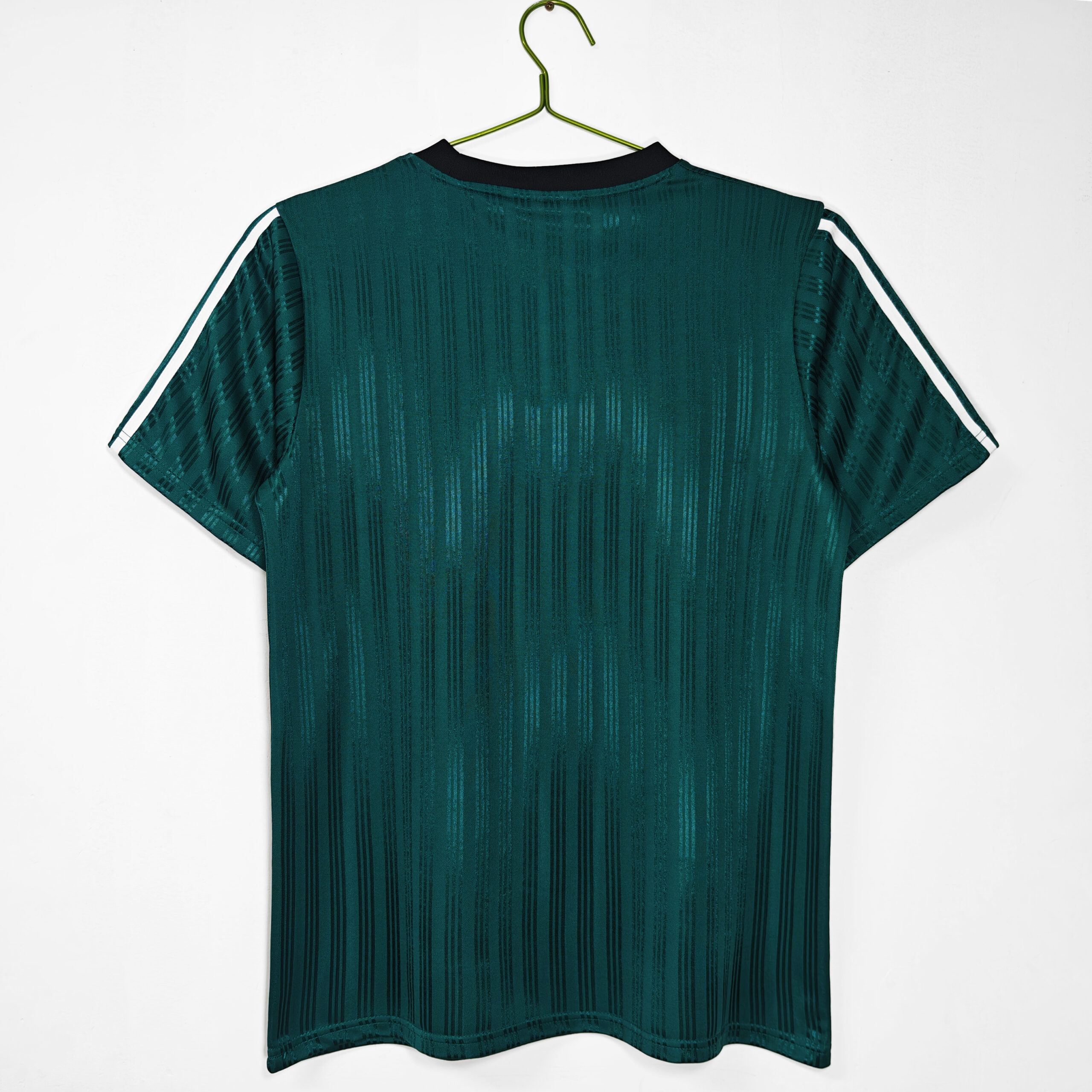 95-96 Liverpool Green Retro Jersey - Image 8