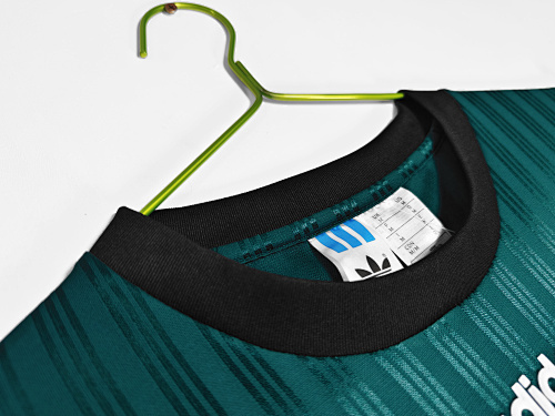 95-96 Liverpool Green Retro Jersey - Image 2