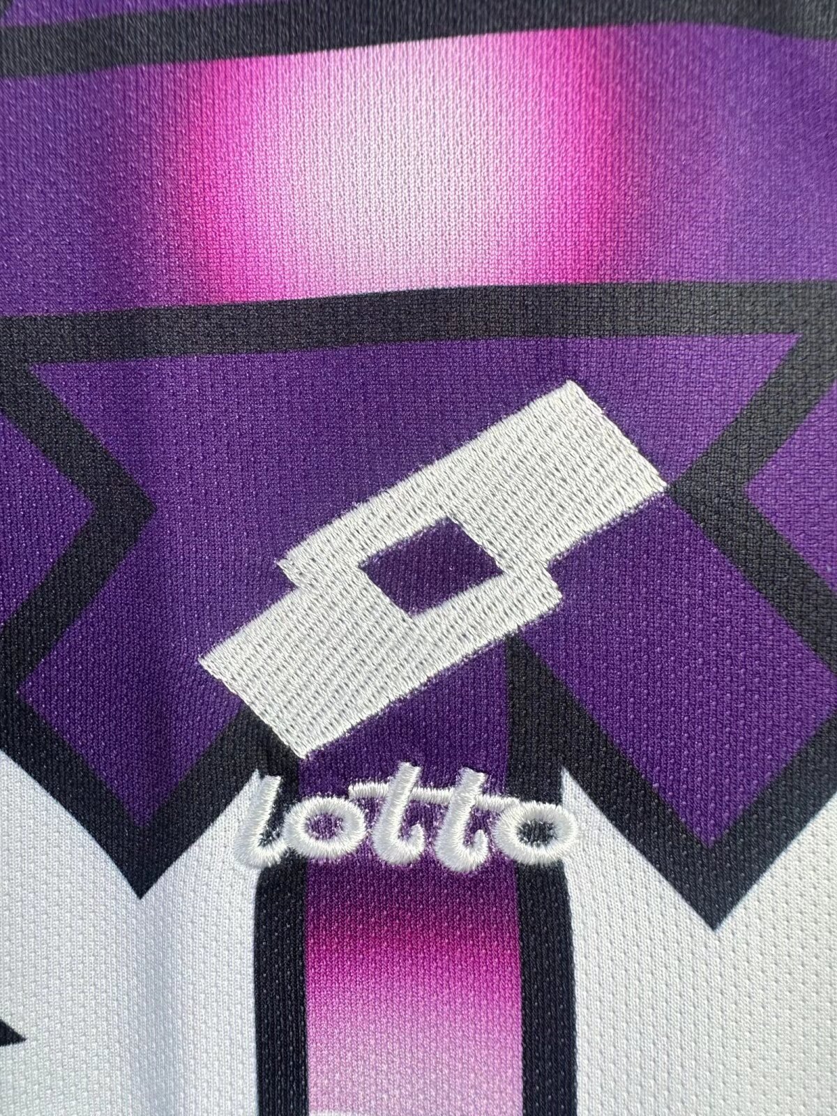 92-93 Fiorentina Away Long Sleeve Retro Jersey - Image 5