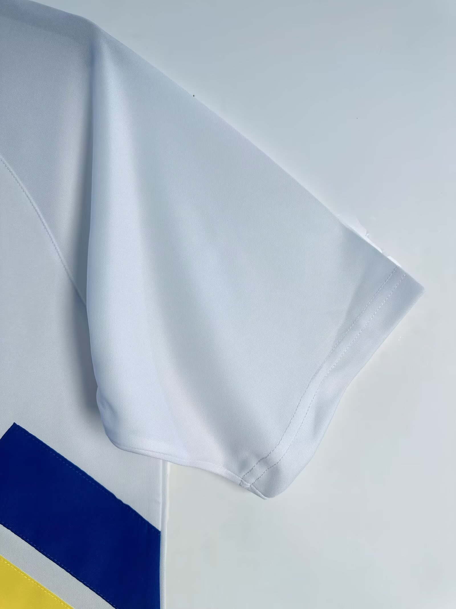 1994 Sweden Away Retro Jersey - Image 3